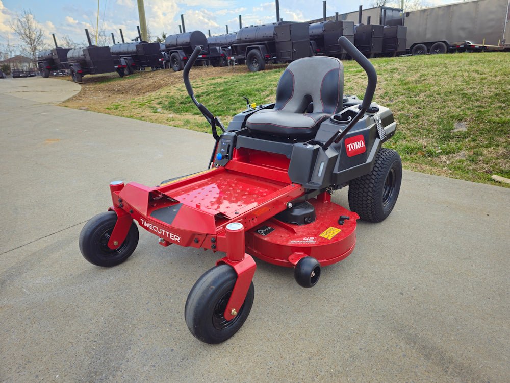 Toro 77404 42" TimeCutter Zero Turn Mower 22HP Briggs - Image 8