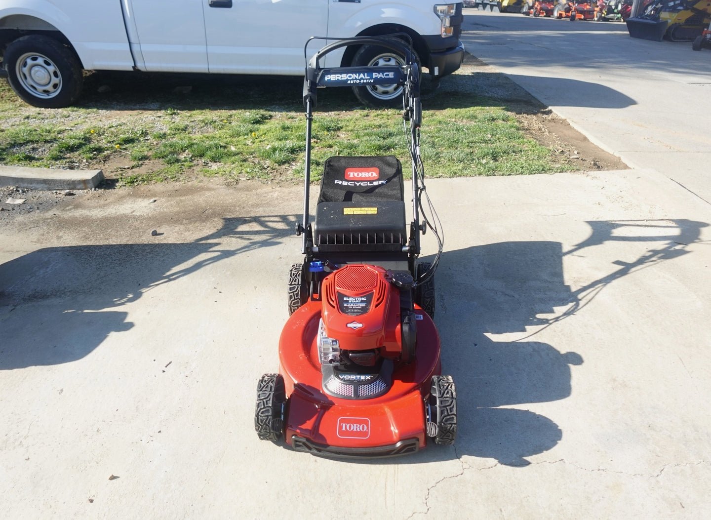 Toro 22" Electric-Start Recycler Personal Pace Self-Propelled Gas Lawn Mower - Image 2